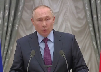 Putin ordena que militares ponham equipes nucleares em alerta máximo