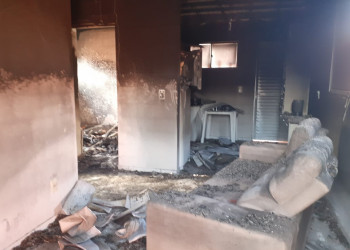 Mulher é estuprada e tem casa incendiada por criminoso na zona Sul de Teresina