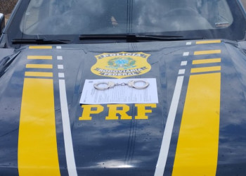 Foragido da justiça de SP, homem é preso pela PRF dentro de ônibus no Piauí