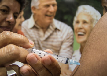 Campanha contra gripe imuniza 40% do público alvo no Brasil