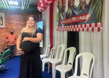 Ravenna Castro se veste de grávida durante convenção do PMN: “Gestando um novo Piauí”