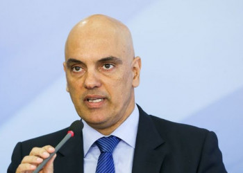 Moraes manda soltar quatro investigados por suposto esquema nos cartões de vacina de Bolsonaro