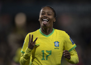 Com três gols de Ary Borges, Brasil goleia o Panamá em estreia na Copa do Mundo