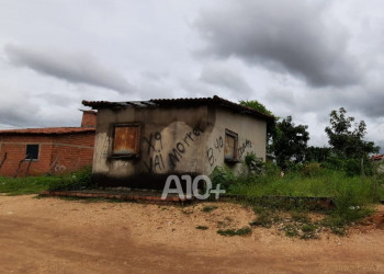 No Piauí, homem tem casa pichada com ameaça de facção: “X9 vai morrer”; suspeitos são presos