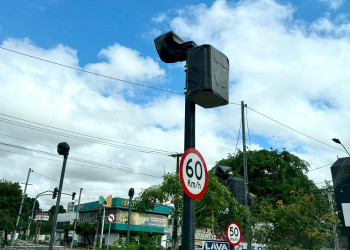No Piauí, radares de velocidade das rodovias federais são cobertos por sacos plásticos