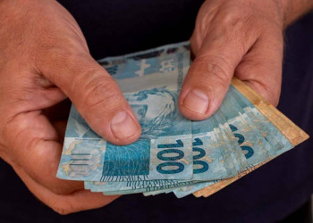 Prefeitura injeta mais de R$ 240 milhões na economia com pagamento dos servidores