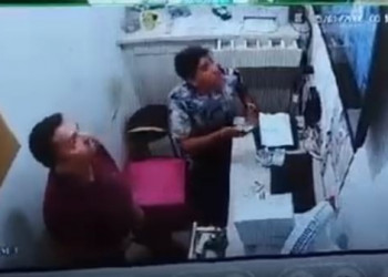 Bandidos invadem loja, rendem empresário e roubam R$ 80 mil em Teresina; vídeo