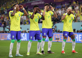Brasil dá show, vence Coreia do Sul por 4 a 1 e garante vaga nas quartas da Copa