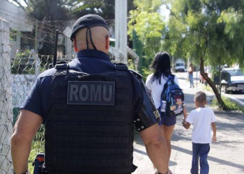 Após ataques em escolas, cidades paulistas e o governo de SC põem agentes armados na rede de ensino
