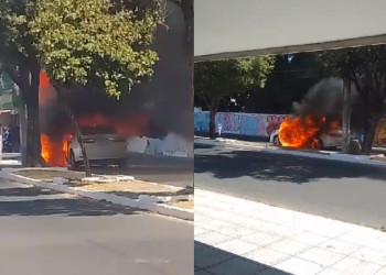 Veículo fica completamente destruído após incêndio na zona Sudeste de Teresina; vídeo