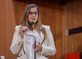 De olho em 2024, Bárbara Soares cobra soluções para o transporte público em 1º discurso na Alepi