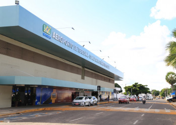 Setrans e Setur discutem ampliação da oferta de voos para o Piauí