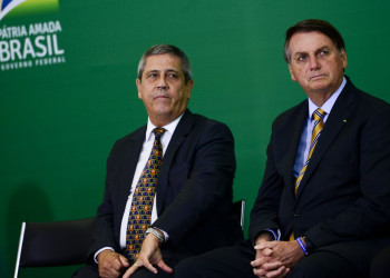 TSE julga nesta terça-feira três ações contra Bolsonaro e Braga Netto
