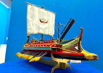Exposição reúne miniaturas de embarcações no Museu do Piauí e mostra a arte da carpintaria