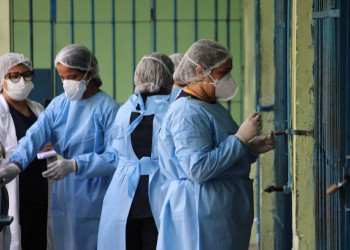 Sejus inicia vacinação contra a Covid-19 e a influenza nas penitenciárias de Teresina