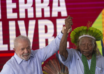 Lula promete demarcar todas as terras indígenas do país até o final do mandato