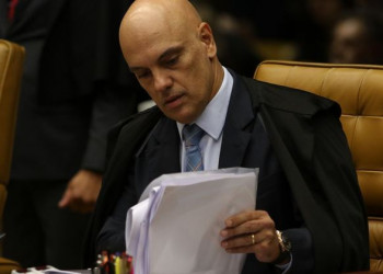 Moraes determina depoimento de Bolsonaro em inquérito que investiga atos de 8 de janeiro