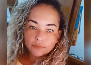No Piauí, mulher morre após vestido prender em corrente de moto e causar acidente