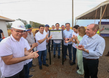 Em Uruçuí, governador visita obras de rodovia que interliga quatro municípios e autoriza construção de novo trecho da PI-391