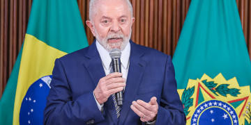 Presidente Lula afirma que ‘nunca teve crise’ na Petrobras e cita ‘divergências’