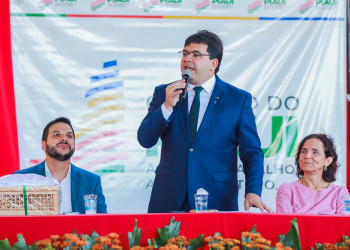 Governador Rafael Fonteles anuncia bonificação aos professores e servidores da Educação no Piauí