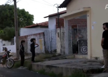 Caso Débora Vitória: polícia realiza reconstituição do crime que vitimou menina em Teresina
