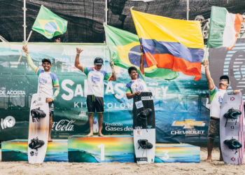 Manoel Piçarrinha, de Barra Grande, vence campeonato mundial de kitesurf
