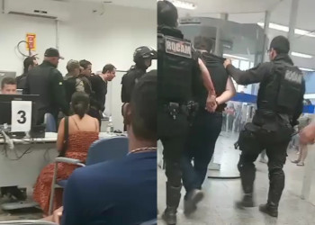 Homem ‘surta’ e destrói portas dentro de agência da Caixa no interior do Piauí; vídeo