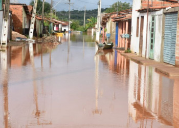 Governo do Piauí cria gabinete de crise devido às fortes chuvas que atingem o estado