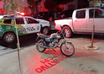 Adolescente é apreendido após furtar motocicleta no interior do Piauí