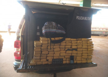 No Piauí, homem é preso transportando mais de 90 tabletes de maconha em ônibus