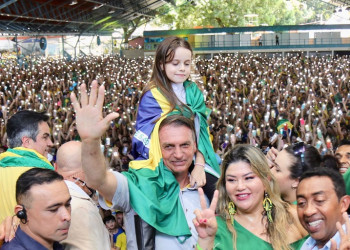 Em Teresina, Bolsonaro chama Lula de 