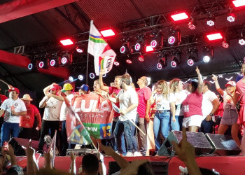 Governador eleito Rafael Fonteles pede união do país após vitória de Lula