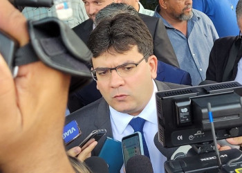 Rafael Fonteles afirma que municípios piauienses cumprirão reajuste salarial dos professores