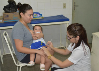 Teresina inicia vacinação contra covid-19 para crianças de 6 meses a menores de 5 anos