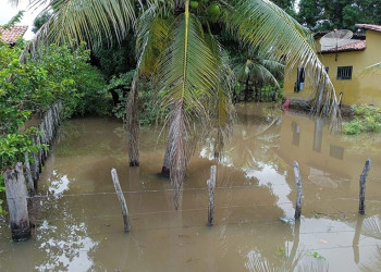 Cheia do Rio Marataoan deixa famílias ilhadas em Barras; prefeitura decreta calamidade