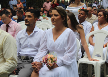 Cerca de 150 casais formalizaram união no Casamento Comunitário na Ponte Estaiada
