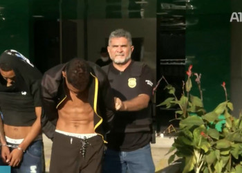 Homens são presos pela polícia na zona Sul de Teresina