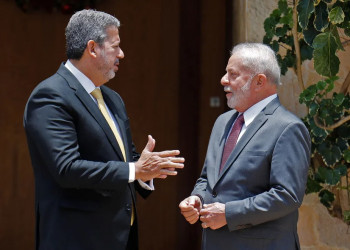 Lula se reúne com Lira e líderes partidários em meio à crise com Legislativo