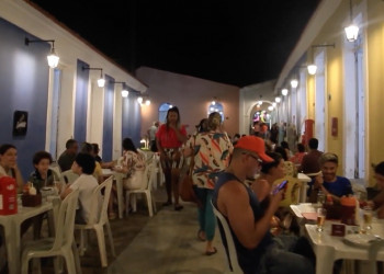 Gastronomia e música são sinônimos de riquezas culturais nas noites em Parnaíba