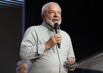 Lula deve passar por cirurgia na próxima sexta-feira, confirma ministro Alexandre Padilha