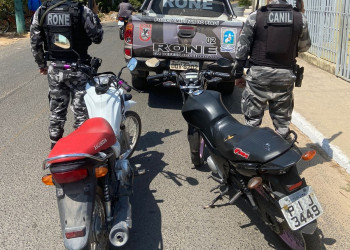 Adolescente é apreendido pela polícia conduzido motocicleta roubada em Teresina