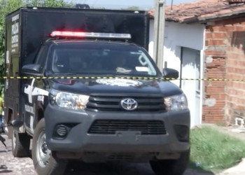Bandidos invadem casa e executam homem a tiros na zona Sul de Teresina