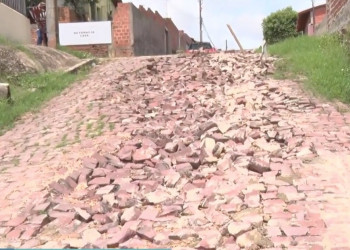 Moradores denunciam dificuldade de locomoção em rua após obra em Teresina; assista