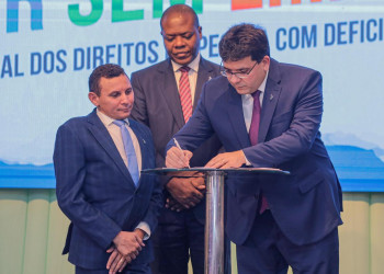 Piauí é o primeiro a aderir a programa que prevê R$64 milhões em ações para pessoas com deficiência