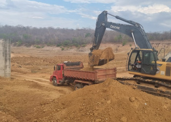 Idepi: obra da barragem de Atalaia chega à fase de terraplanagem do sangradouro
