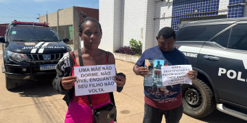Famílias realizam manifestação e cobram respostas pelo desaparecimento de adolescentes em Timon; parentes dão novos detalhes
