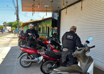 Cinco pessoas são conduzidas e motocicletas roubadas são apreendidas durante operação no interior do Piauí