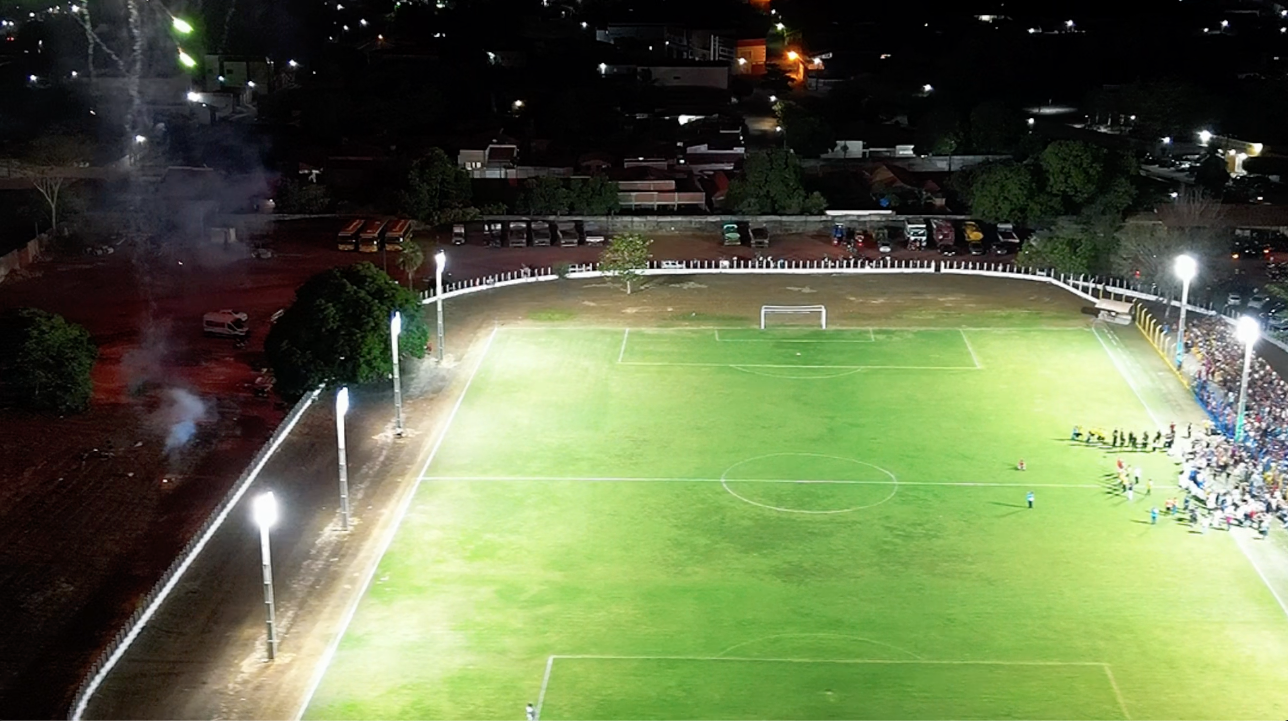 Prefeito Marcelo Jatobá entrega sede do SAMU e inaugura iluminação do Estádio Municipal em Piracuruca