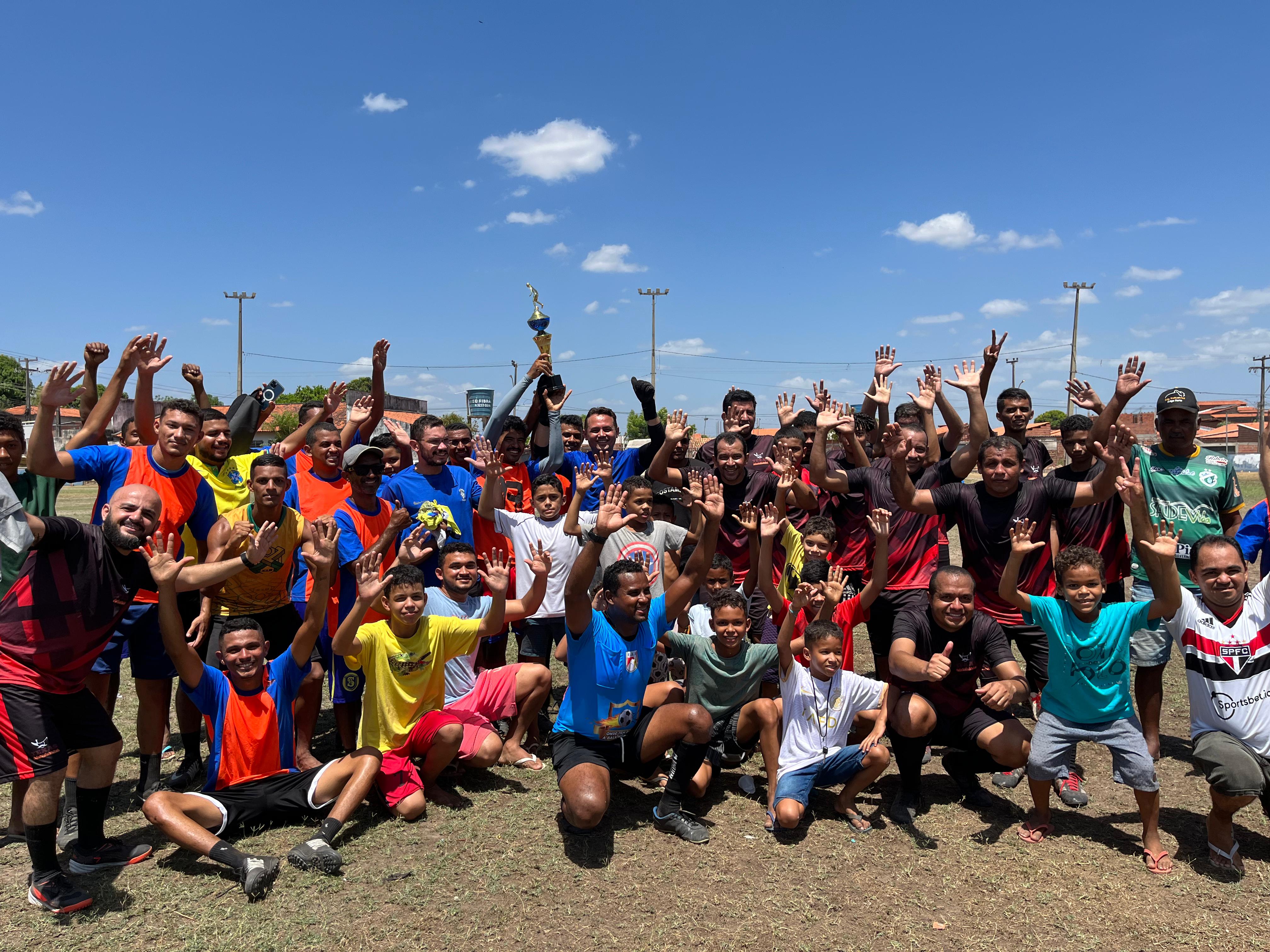 DRACO promove jogo de futebol para combater criminalidade na zona Leste de Teresina